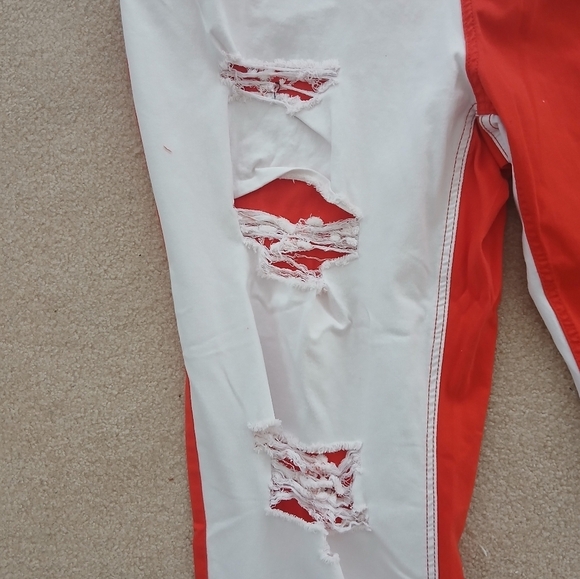 Ashley Stewart distressed red/white colorblock jeans. Size 26 NWT.     Fl - Picture 2 of 7